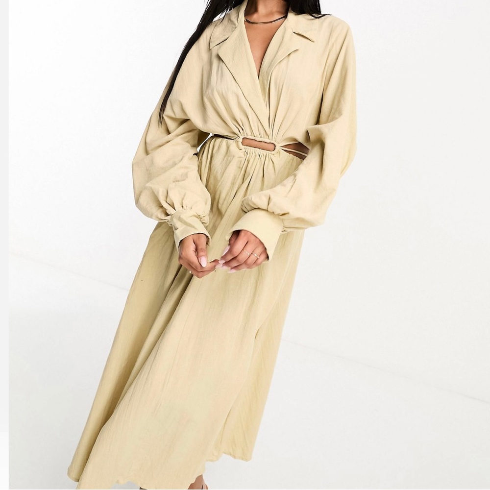 Textured Midi Dress with cut out detail in Natural